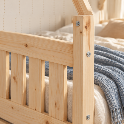 Lit cabane 90x190 en pin massif – Mélèze, maison à tête de lit à barreaux